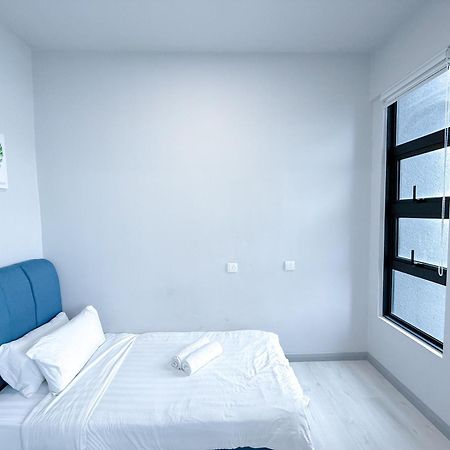 Vv Homestay Jesselton Quay Surla Sabah Mall Kk 亚庇贵赴行馆 Kota Kinabalu Ngoại thất bức ảnh