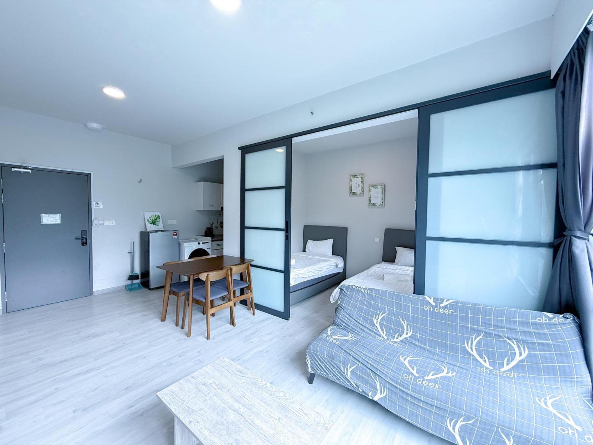 Vv Homestay Jesselton Quay Surla Sabah Mall Kk 亚庇贵赴行馆 Kota Kinabalu Ngoại thất bức ảnh